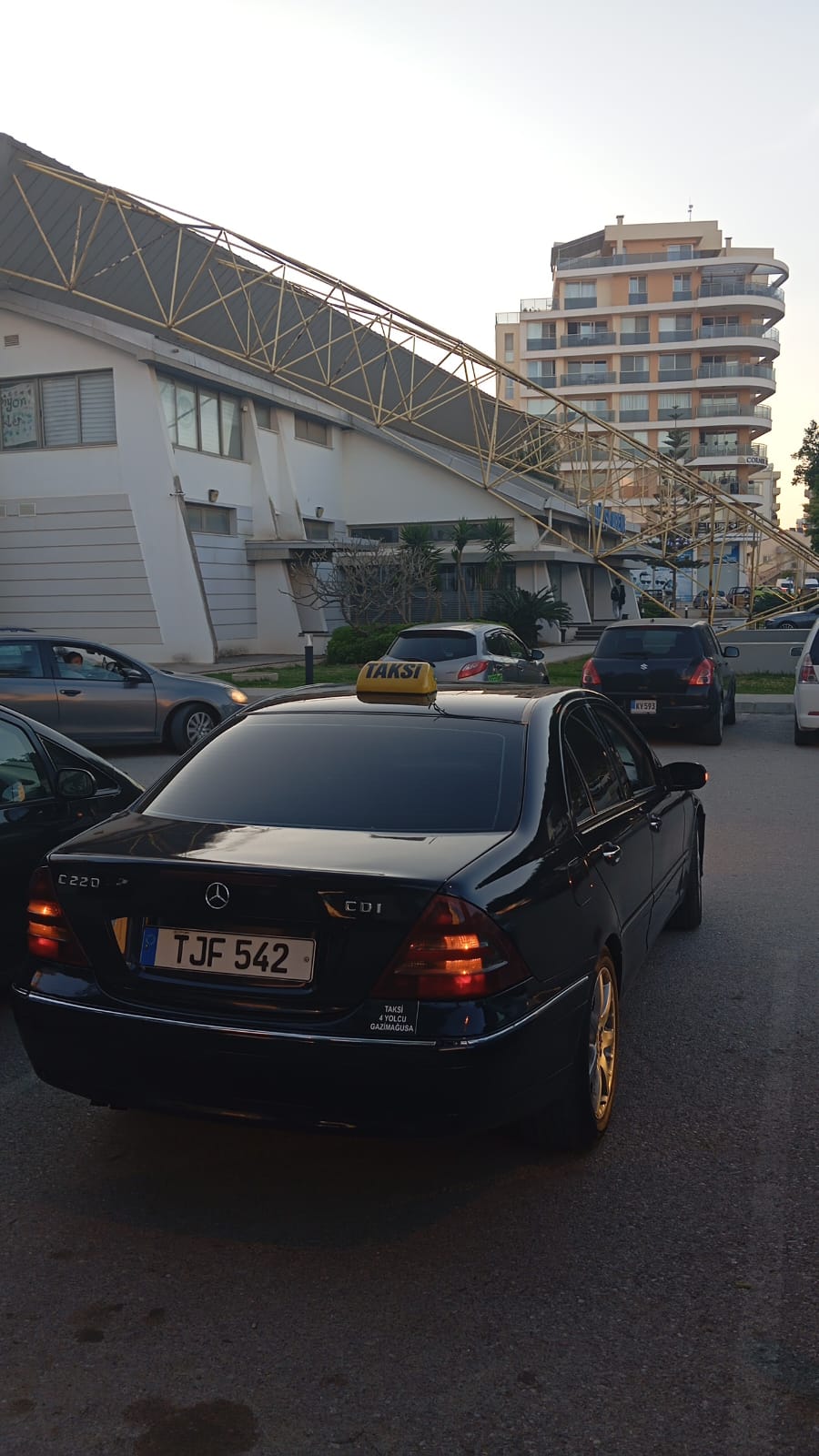 Ediz Taksi vehicle 1